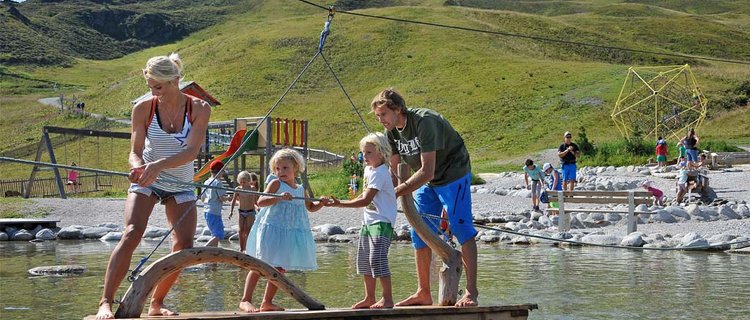 Erlebnisberg Spieljoch mit Wasserspielplatz