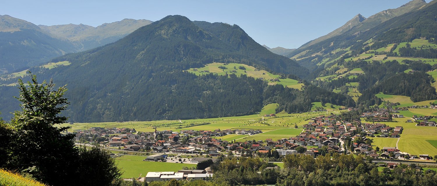 Sommerpanorama Uderns im Zillertal 