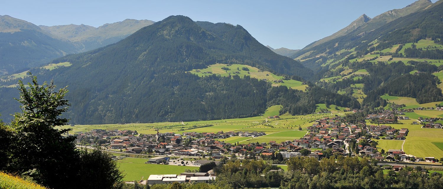 Sommerpanorama Uderns im Zillertal 