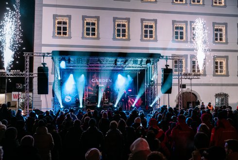 Event Timeless Garden Schloss Fügen Bühne 