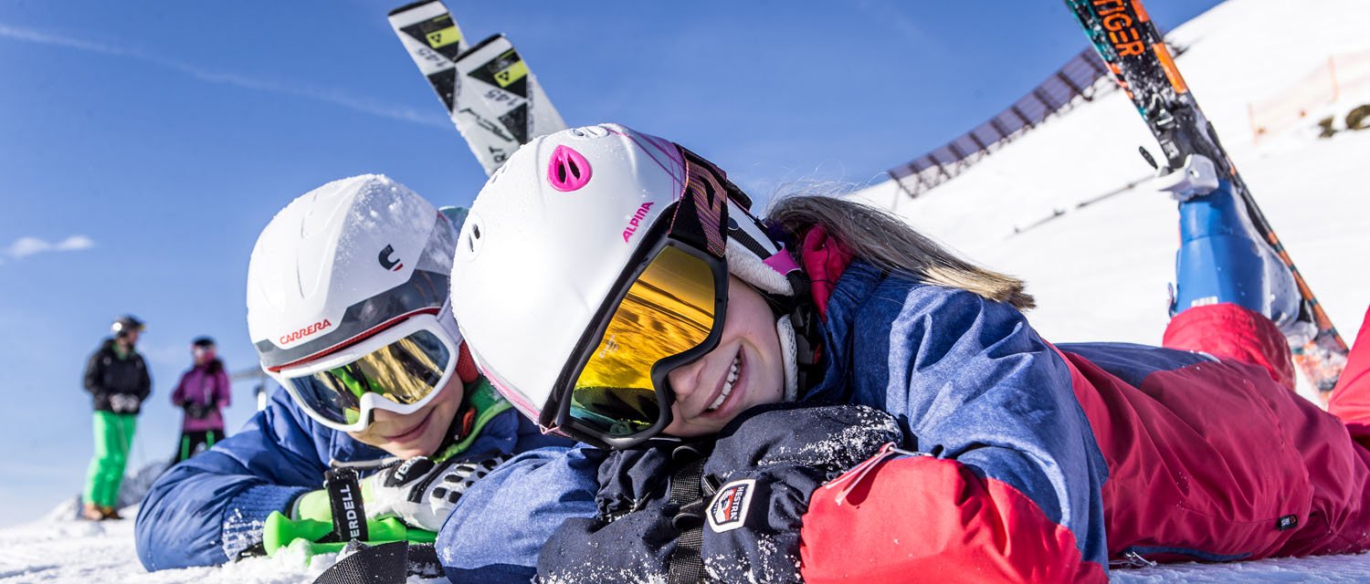 Spaß Skifahren Kinder im Skigebiet Hochzillertal