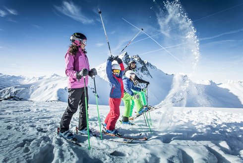 Kinder Skifahren Familienskigebiet